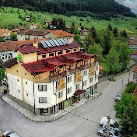Boryka Family Hotel Asikoria Exteriér fotografie