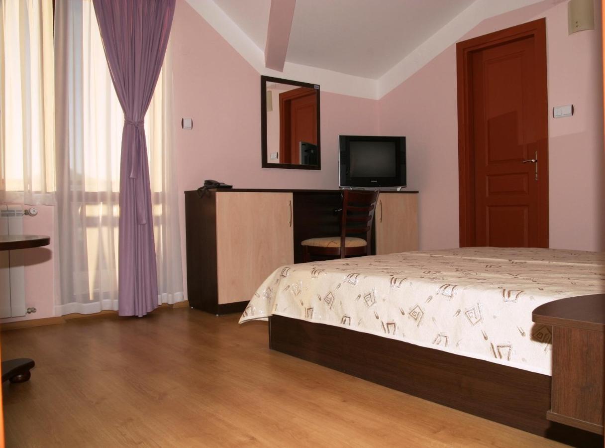 Boryka Family Hotel Asikoria Exteriér fotografie